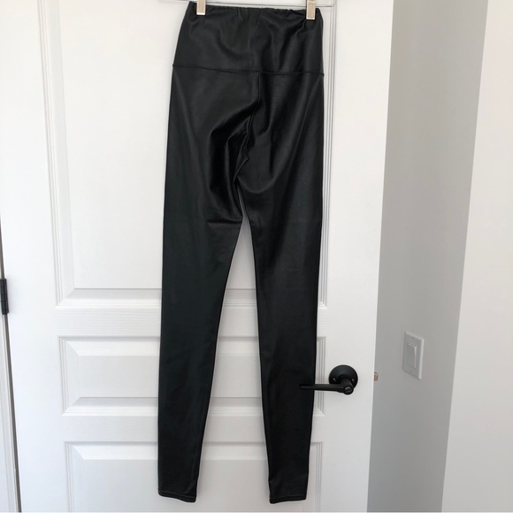WILFRED ARITZIA DARIA pant vegan leather black - Picture 2 of 3